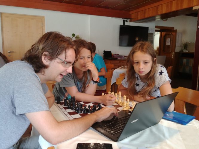 c127d3b6762c3ee74d3a5784db3b66e4d97394ca1567753331_5565-Foto_Training_jsv.jpg