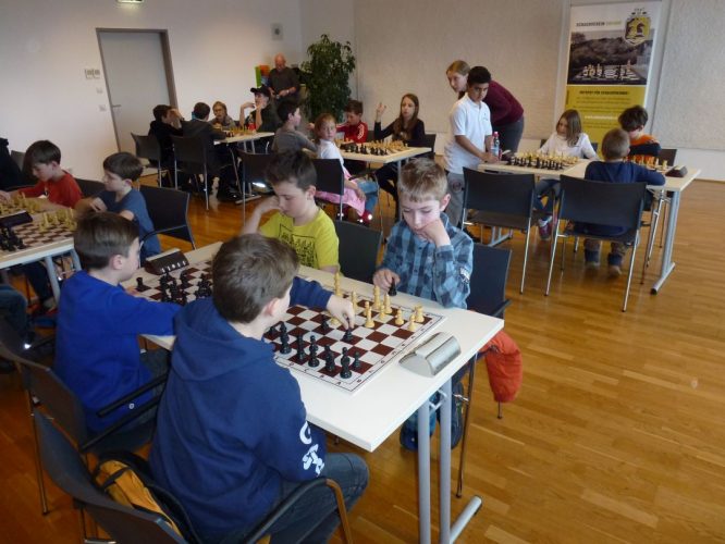 0c91ce59832bff4f39fde36e2110ba21d77c69ff1545559589_0372-schuelerliga1.jpg
